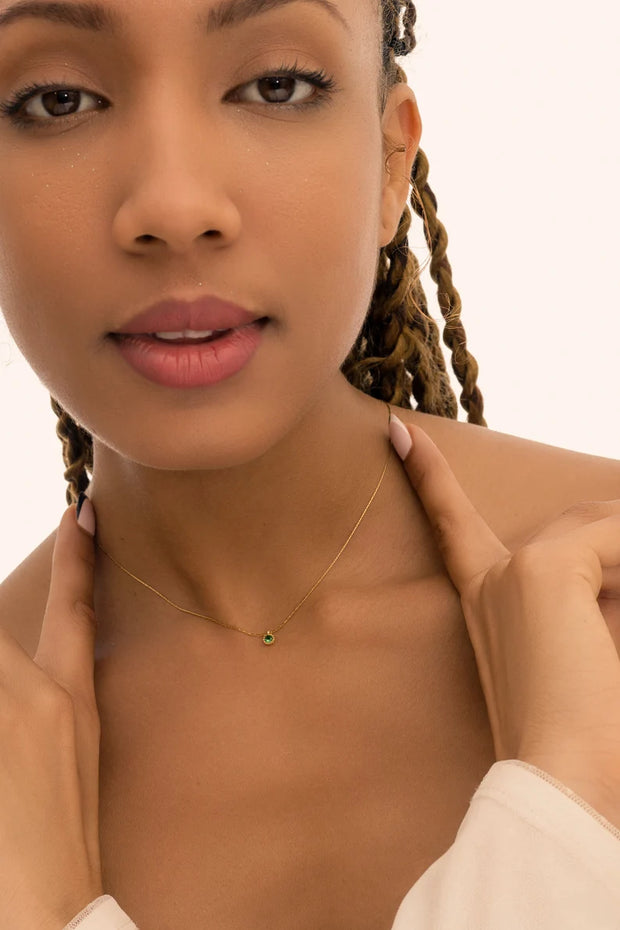 Tiny Diamond Choker: A Perfect Minimalist Gift