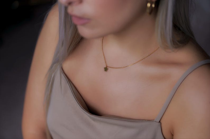 Minimalist Bee Necklace, Charming Bee Necklace