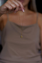 Elegant Teardrop Pendant Necklace – Dainty Gold Jewelry