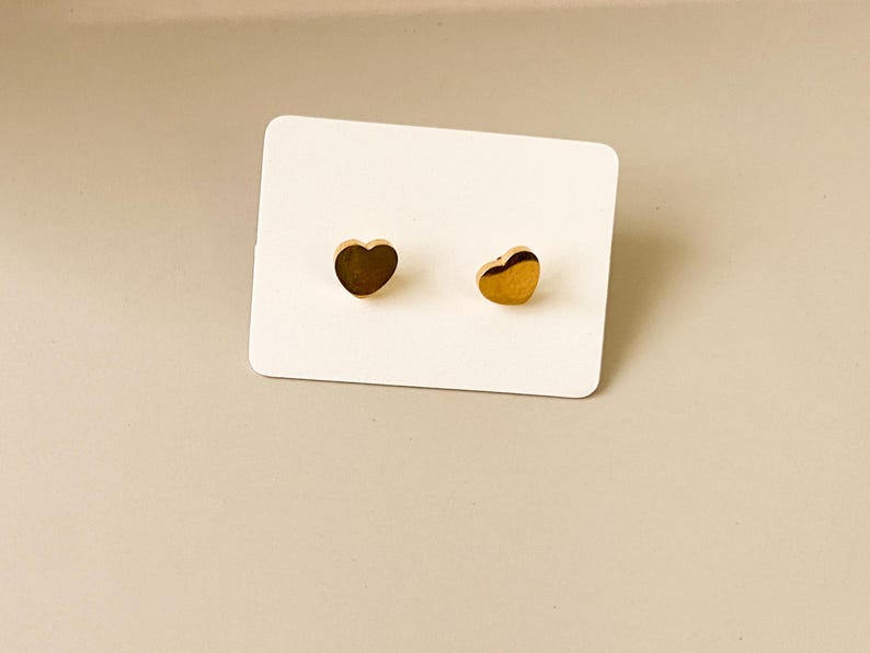 Tiny Heart Stud