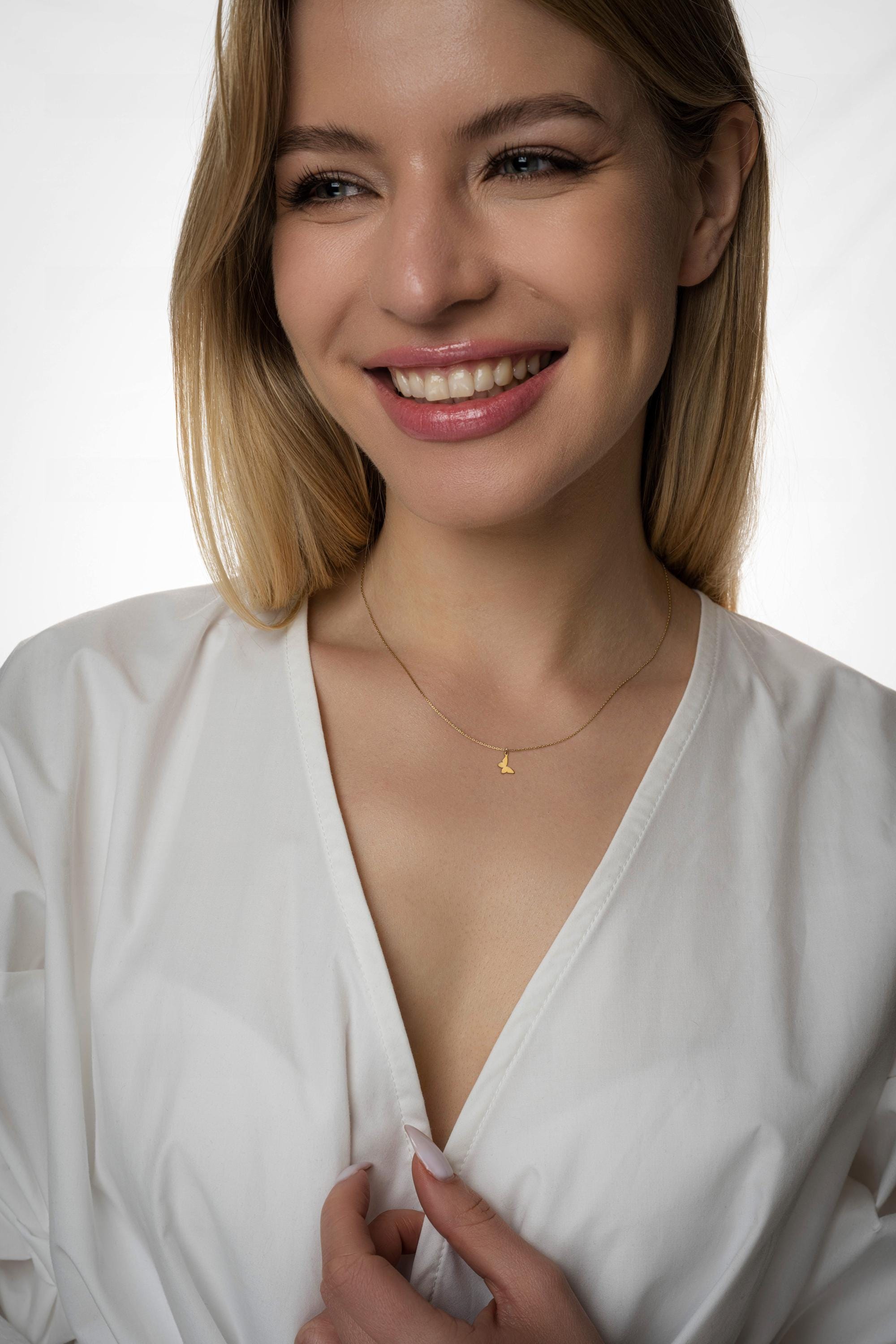 Dainty butterfly Choker, bird Choker, Tiny butterfly Choker Necklace, butterfly Necklace with 0.5mm chain, Gift butterfly Necklace uk