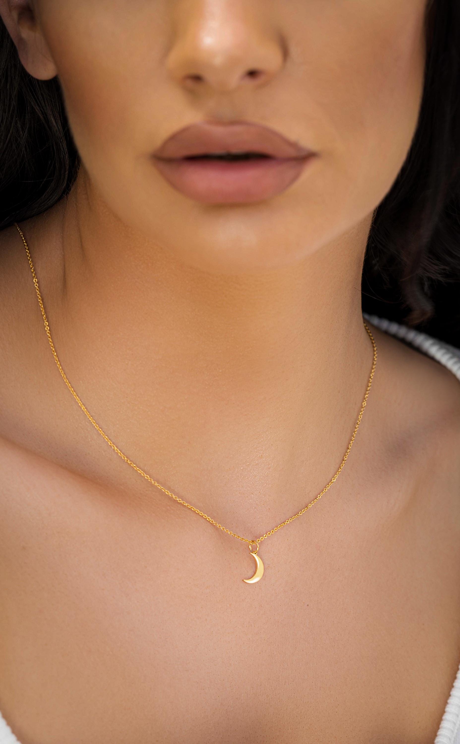 Moon Necklace Gold/RoseGold/Silver, Minimalist moon Necklace,  18K Gold Crescent Moon choker, Dainty Gold Moon Pendant