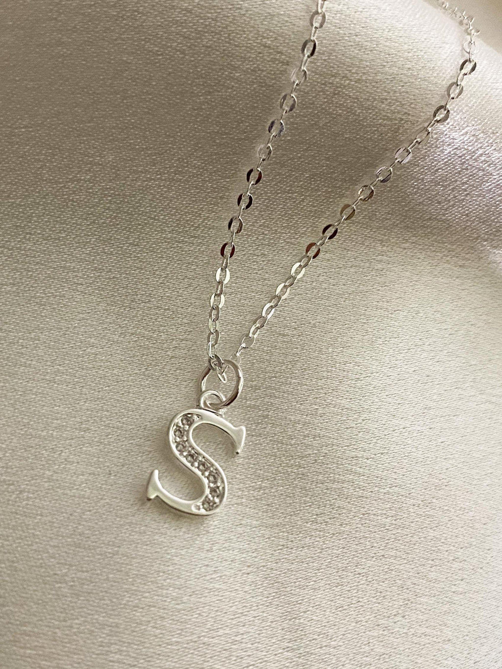Personalized Silver Initial Necklace A-Z | Custom Letter Pendant | Dainty Alphabet Necklace | Minimalist Jewelry, Gift for Women uk