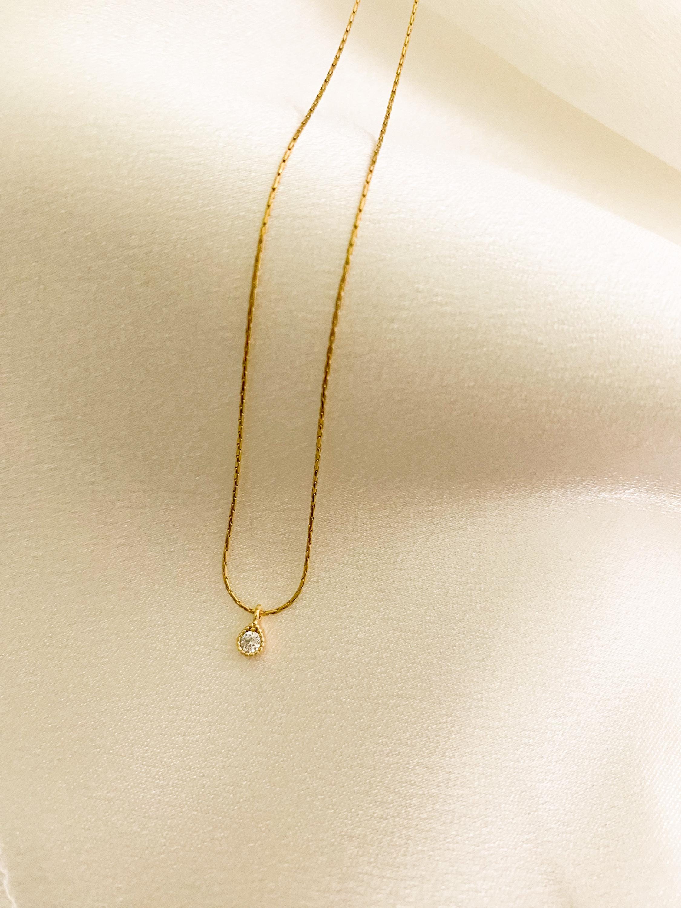 Dainty Diamond  Necklace, Minimalist 18k solitaire Necklace, Mini Diamond Necklace, Gold Solitaire Necklace, Pear diamond Necklace,