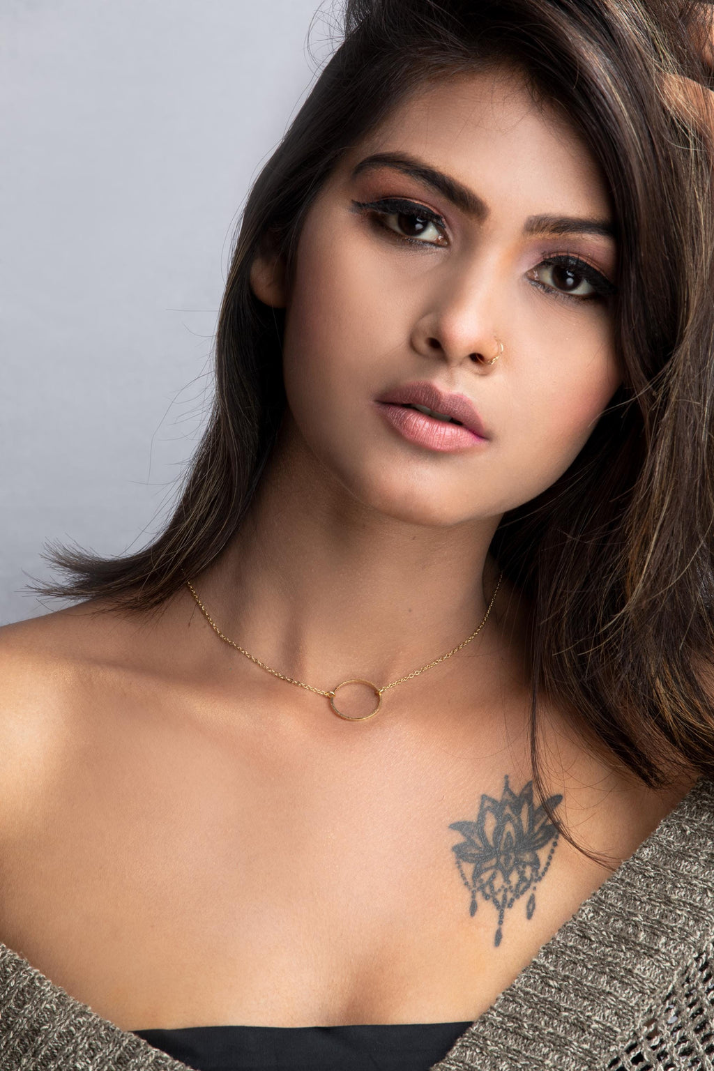 Minimalist Circle Karma Necklace – 14k Gold  Dainty Karma Pendant, Friendship Gift, Everyday Jewelry, Bridesmaid Necklace