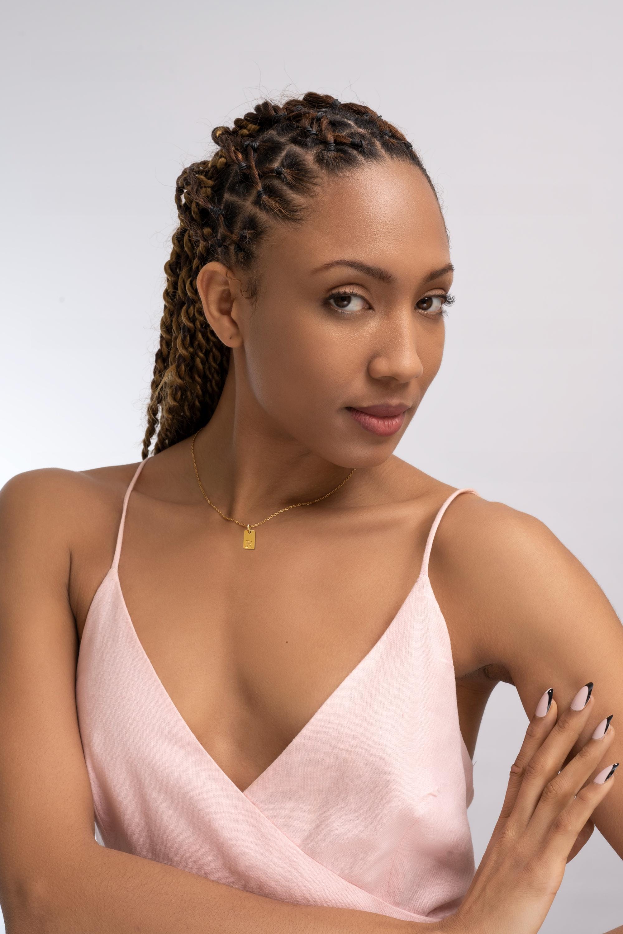 Dainty Initial Tag Necklace | Personalized Letter Necklace | Minimalist Gold Name Necklace | Custom Jewelry Gift for Her | Bridesmaid Gift