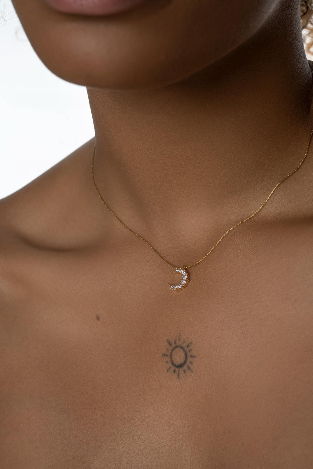 Layered Moon & Star Necklace Set – Dainty Gold Chain with Crystals – Gold Moon and Star Pendants with Crystals – Elegant Everyday Jewelry uk