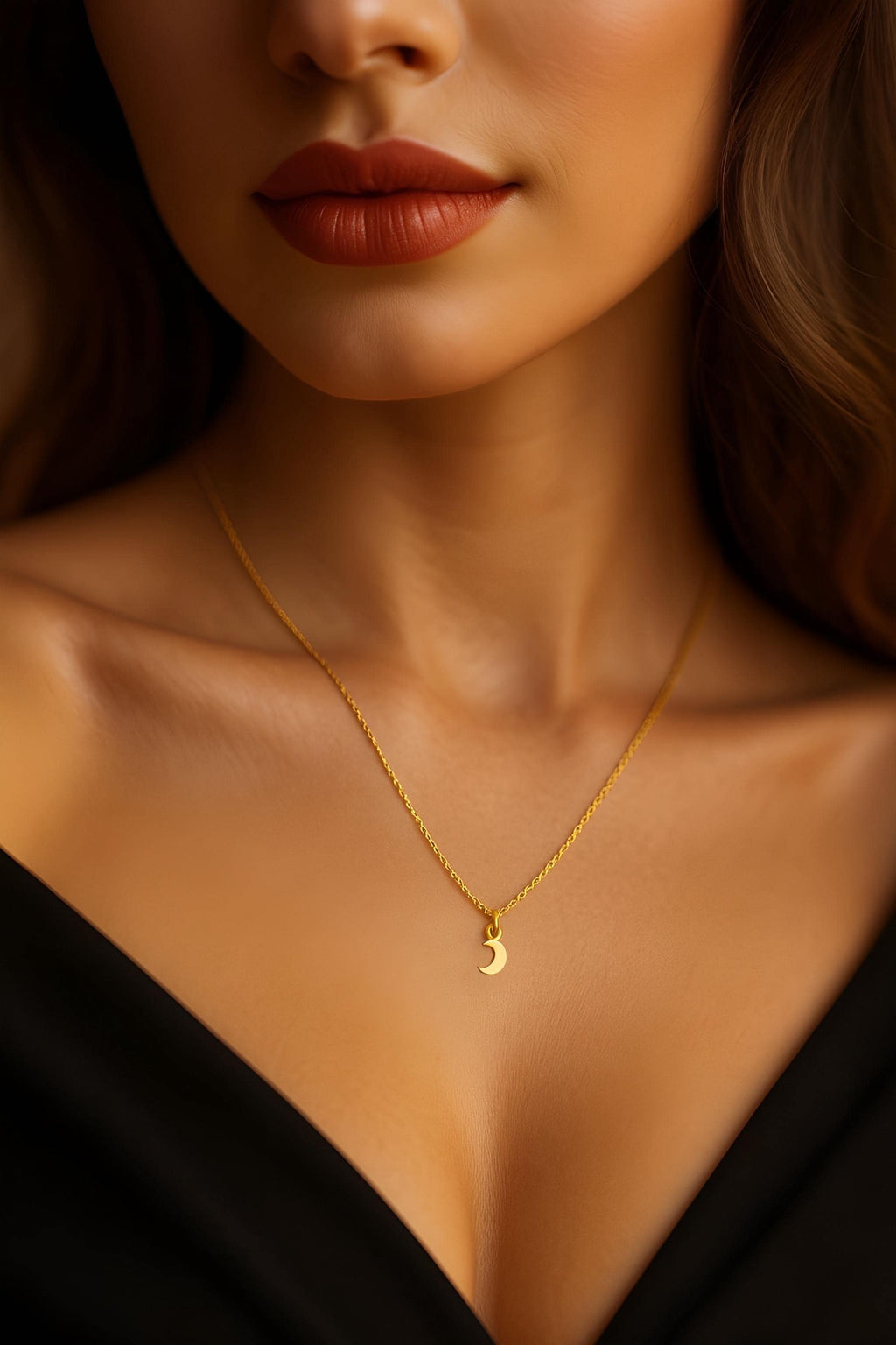 Petite 14k Gold Moon Pendant Necklace – Dainty Jewelry Gift for Her, Minimalist Gold Chain, Celestial Crescent Charm, Moon Phase Jewelry