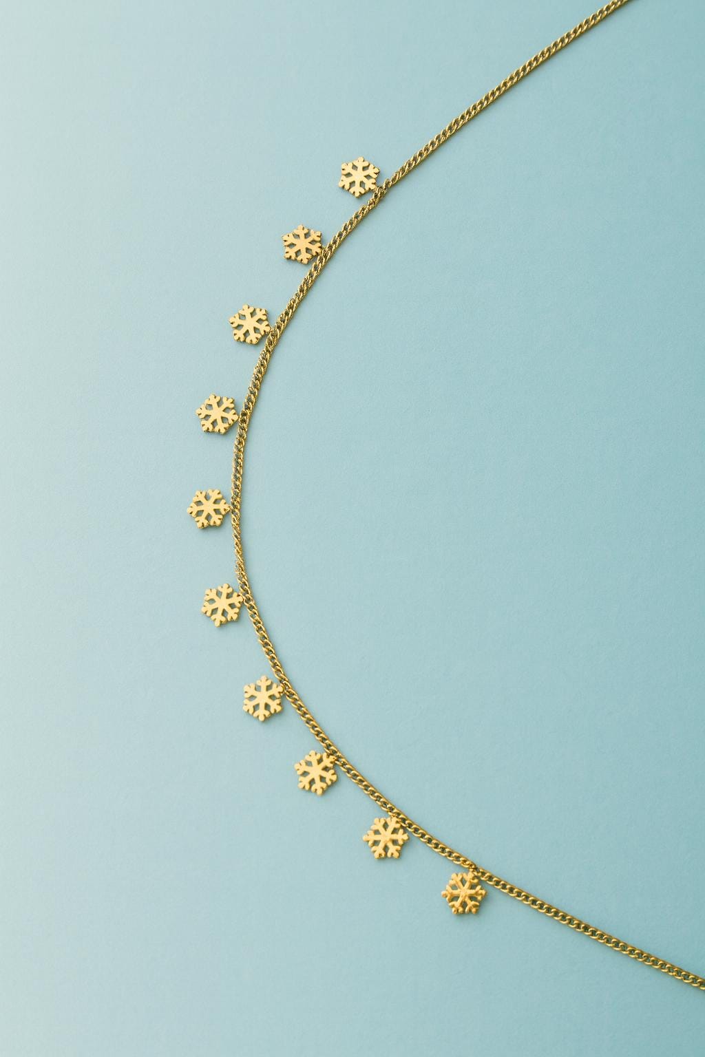 Snowflake Choker Necklace – 14k Gold Plated Stainless Steel | Minimalist Winter Jewelry | Christmas Gift for Her Uk