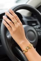 gold Wave Bangle Bracelet • Adjustable Cuff • 16 cm • Wavy Gold Bracelet with Sparkling Stones • Modern Sculptural Jewelry • Gift for Her u